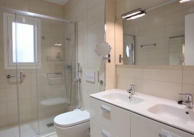 hometailor reformas de baño calle aviador zorita