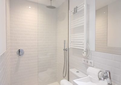 hometailor reformas de baño calle casino